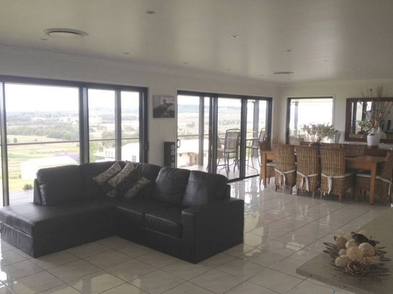 12 Meek Street, Tingoora QLD 4608