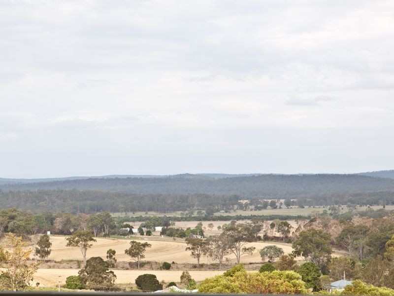 12 Meek Street, Tingoora QLD 4608