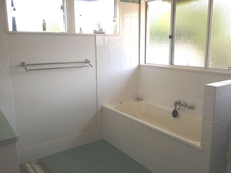 25 Reservoir Street, Kingaroy QLD 4610