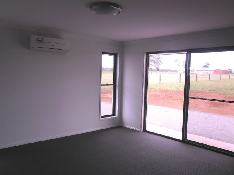 18 Peregrine Drive, Kingaroy QLD 4610