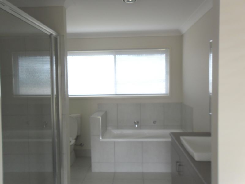 74 – 76 Rosella Parade, Kingaroy QLD 4610