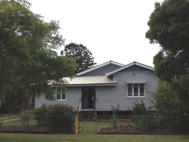 12 Thorn Street, Kingaroy QLD 4610