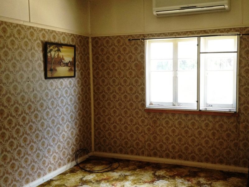 16 Gladys Street, Kingaroy QLD 4610