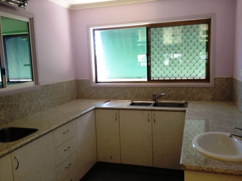 2 Gooyong Street, Kingaroy QLD 4610