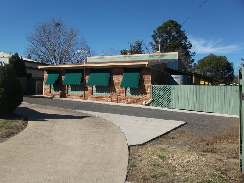 2 Gooyong Street, Kingaroy QLD 4610