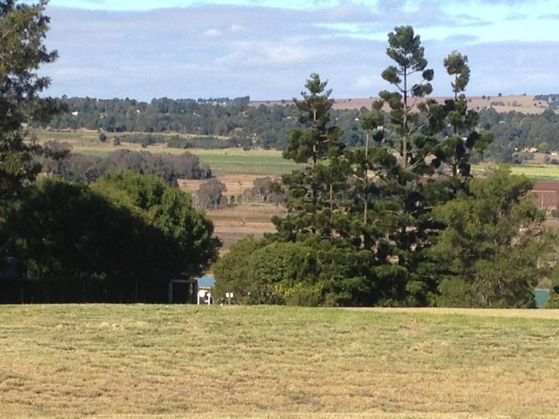 4 Sonaree Drive, Kingaroy QLD 4610