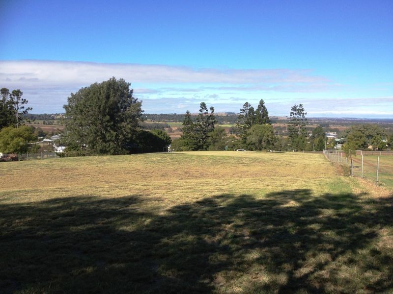 4 Sonaree Drive, Kingaroy QLD 4610