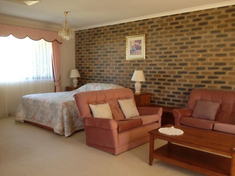 12 Lysdale Road, Wondai QLD 4606