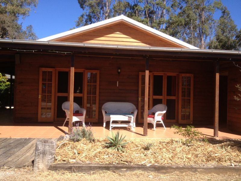 12 Lysdale Road, Wondai QLD 4606