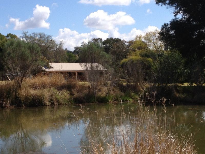 347 Izzards Road, Nanango QLD 4615
