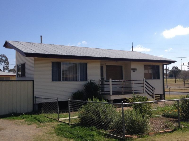 37 Gladys Street, Kingaroy QLD 4610