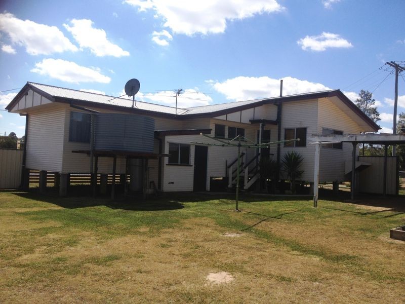 37 Gladys Street, Kingaroy QLD 4610