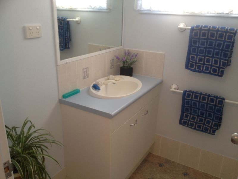 23 Fairway Drive, Nanango QLD 4615