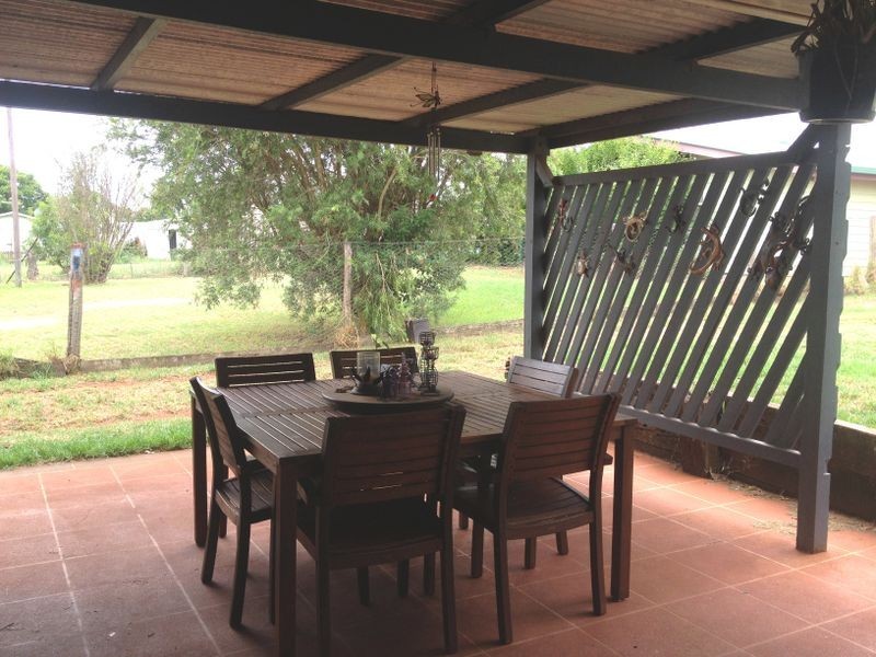 206 Siefert Street, Crawford QLD 4610