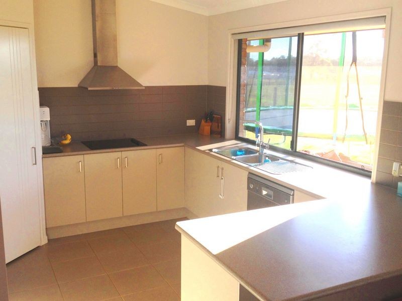 102 – 104 Rosella Parade, Kingaroy QLD 4610