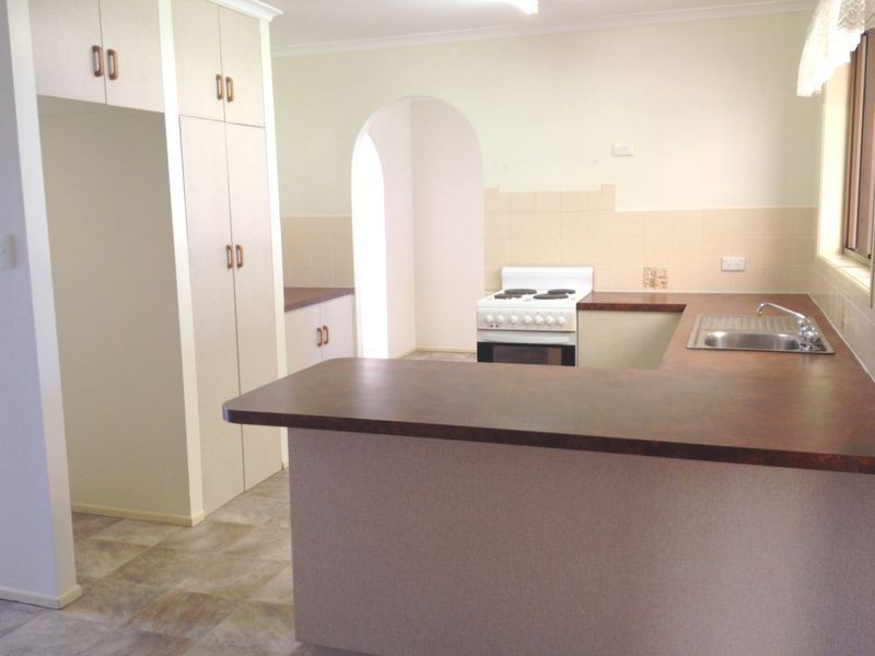 13 Windsor Circle, Kingaroy QLD 4610