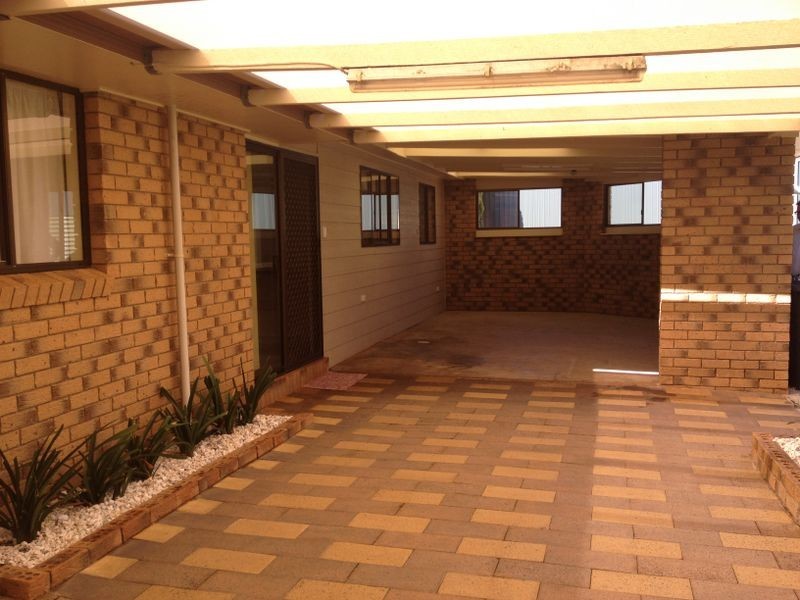 13 Windsor Circle, Kingaroy QLD 4610