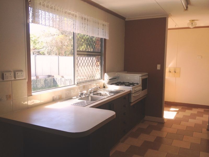 13 Booth Street, Kingaroy QLD 4610