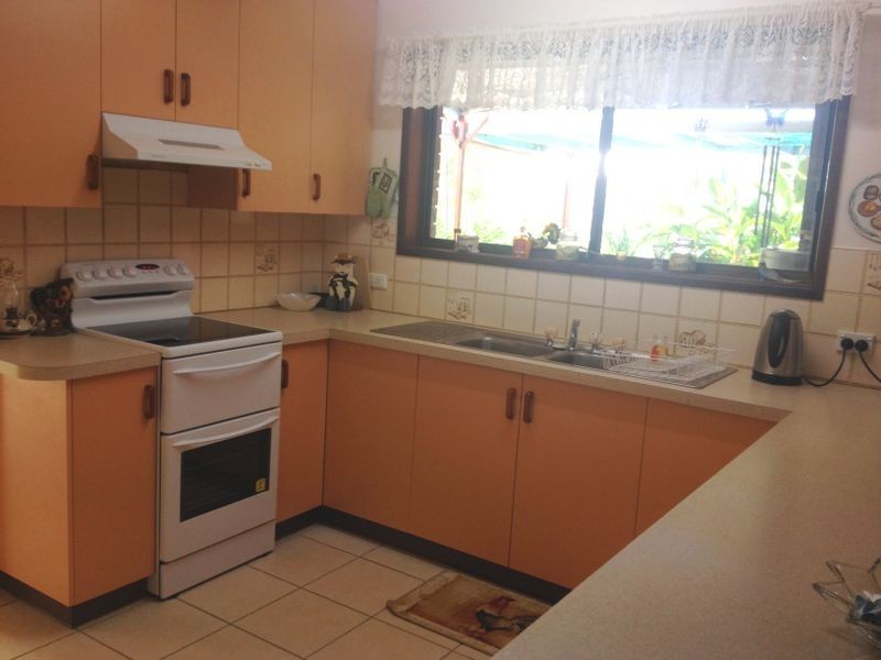 27 Keith Shaw Drive, Kingaroy QLD 4610