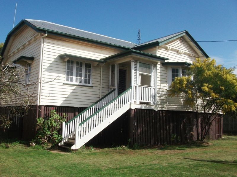 87 Youngman Street, Kingaroy QLD 4610