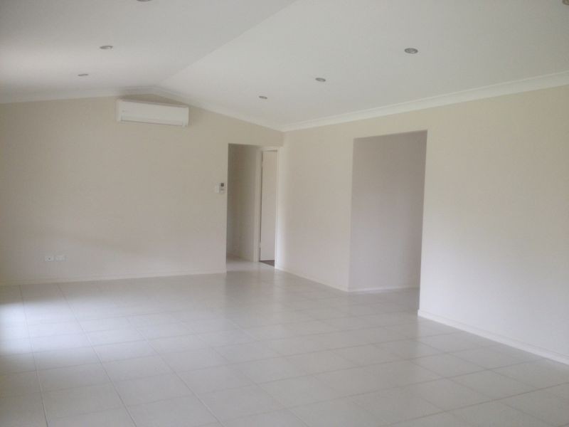 61 to 63 Lorikeet Circuit, Kingaroy QLD 4610