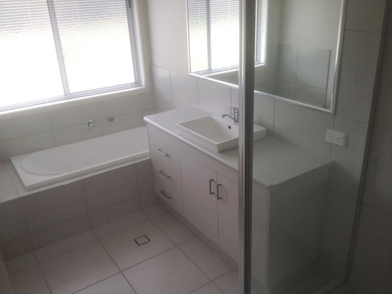 61 to 63 Lorikeet Circuit, Kingaroy QLD 4610