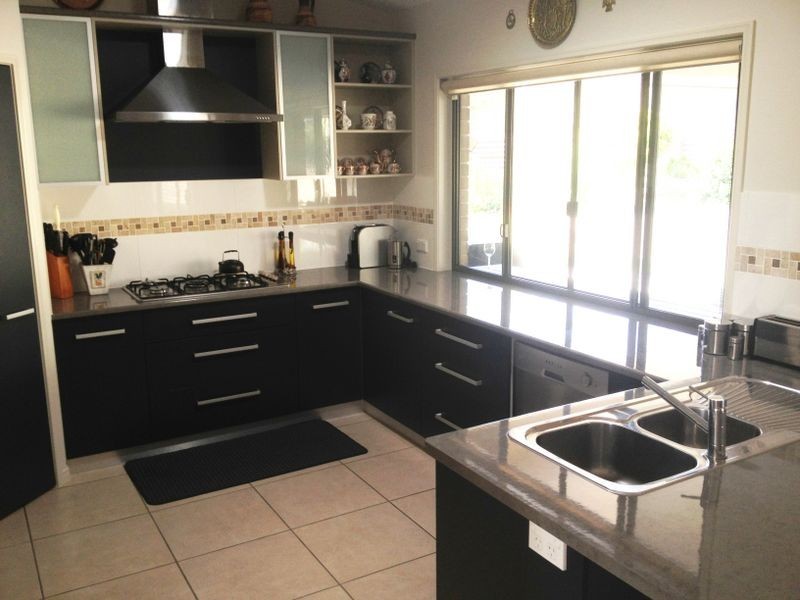 35 Tara Avenue, Nanango QLD 4615