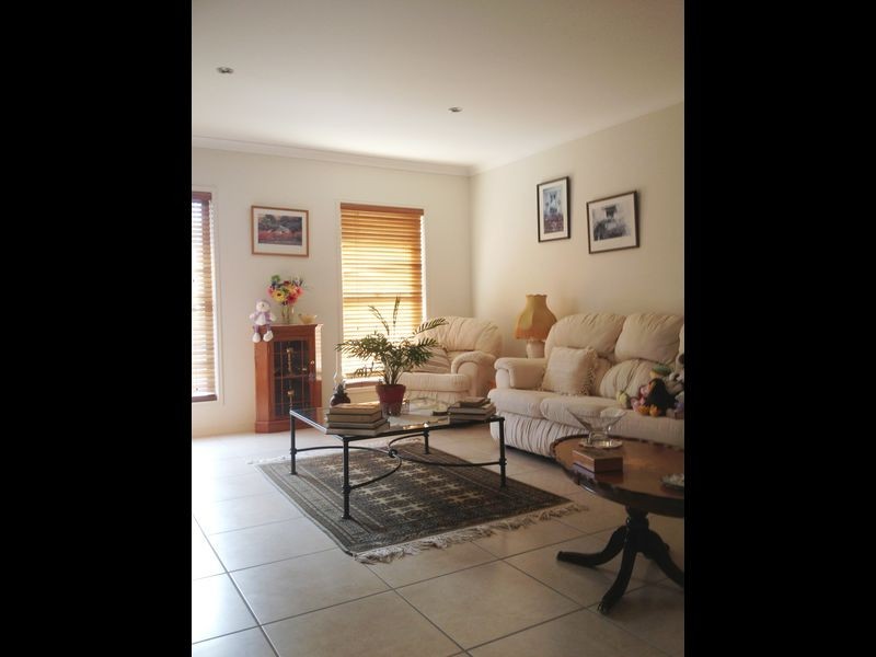 35 Tara Avenue, Nanango QLD 4615