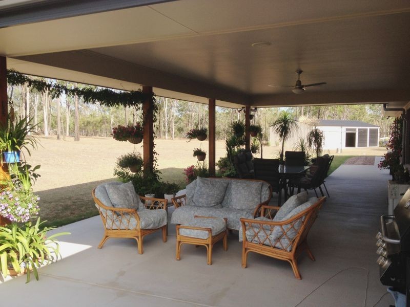 35 Tara Avenue, Nanango QLD 4615