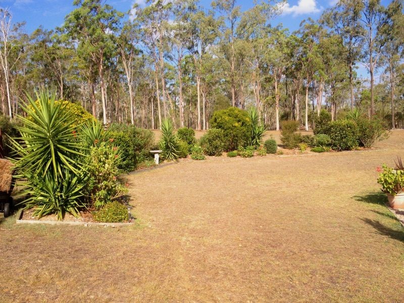 35 Tara Avenue, Nanango QLD 4615