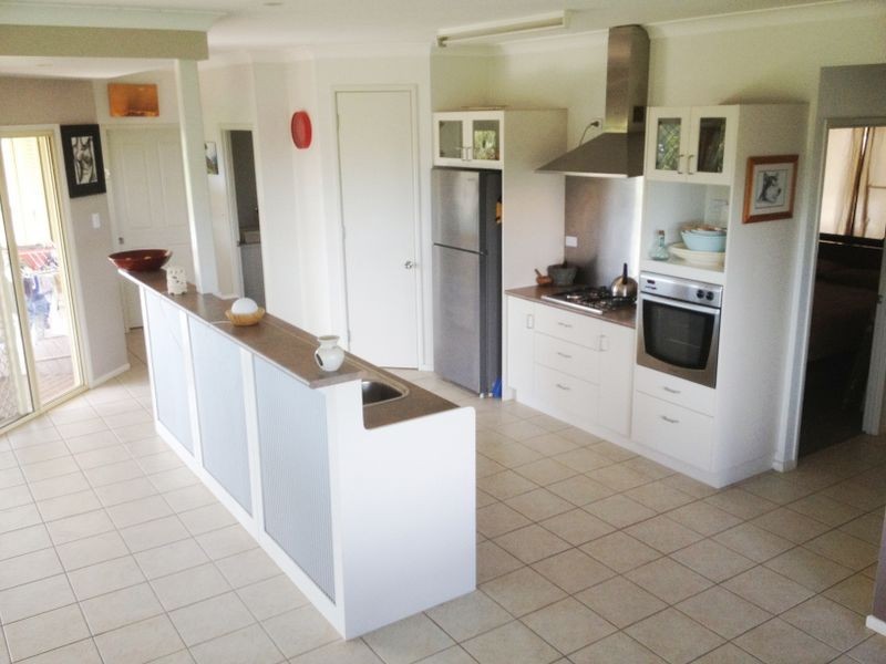 63 Hicken Way, Nanango QLD 4615
