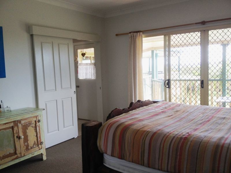 63 Hicken Way, Nanango QLD 4615