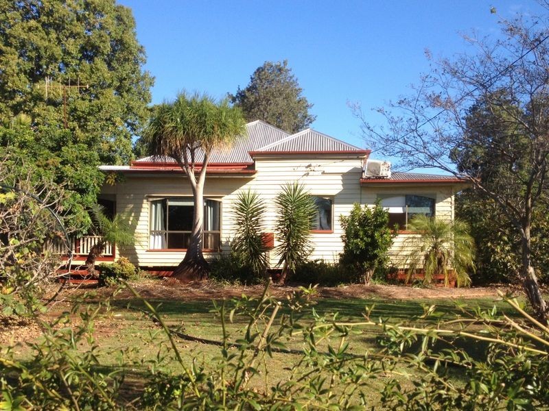 12607 Bunya Highway, Wooroolin QLD 4608