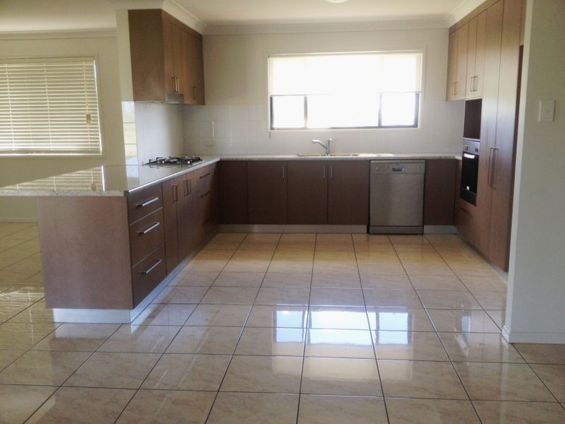 6 – 8 Rosella Parade, Kingaroy QLD 4610