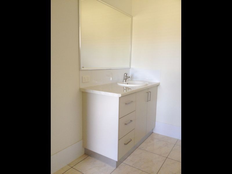 6 – 8 Rosella Parade, Kingaroy QLD 4610