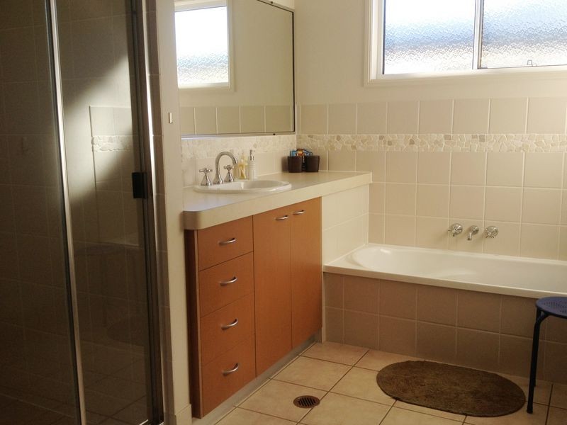 3 Wattle Street, Kingaroy QLD 4610