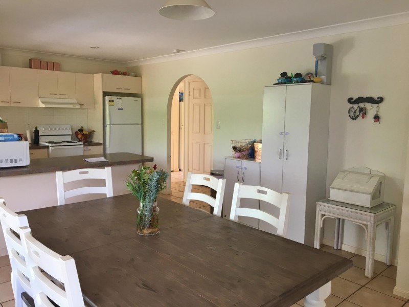 8 Raintree Ave, Kingaroy QLD 4610