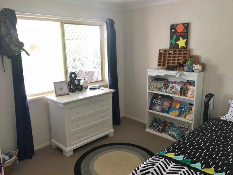 8 Raintree Ave, Kingaroy QLD 4610