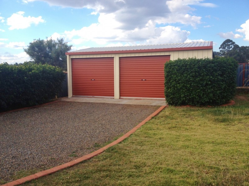 8 Raintree Ave, Kingaroy QLD 4610