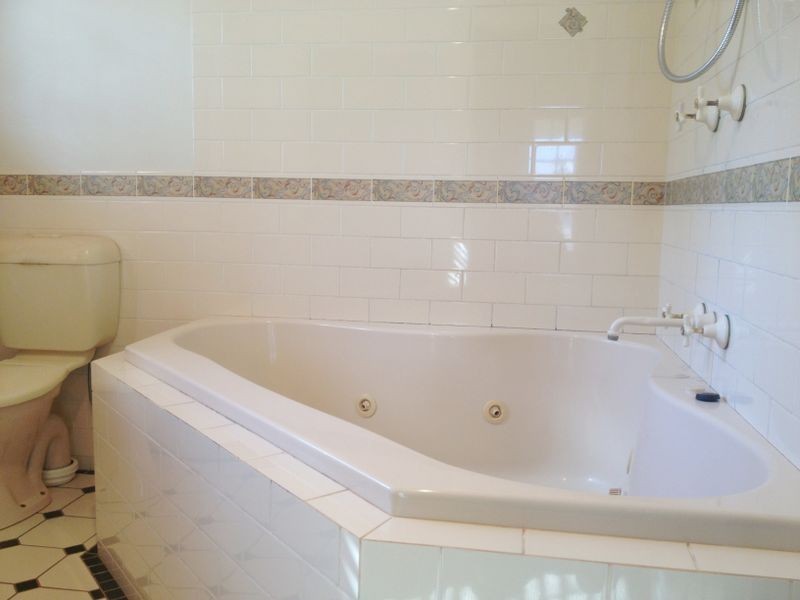 129 Belair Drive, Kingaroy QLD 4610