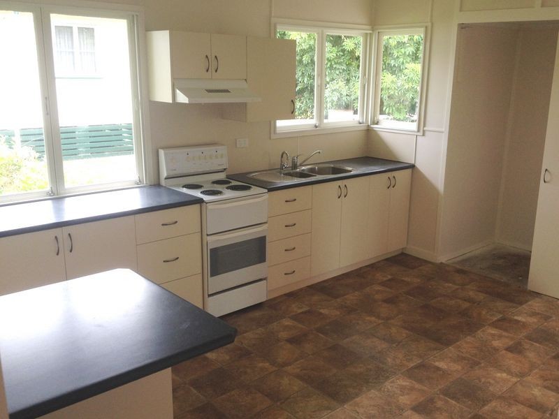6 Murphy Street, Kingaroy QLD 4610