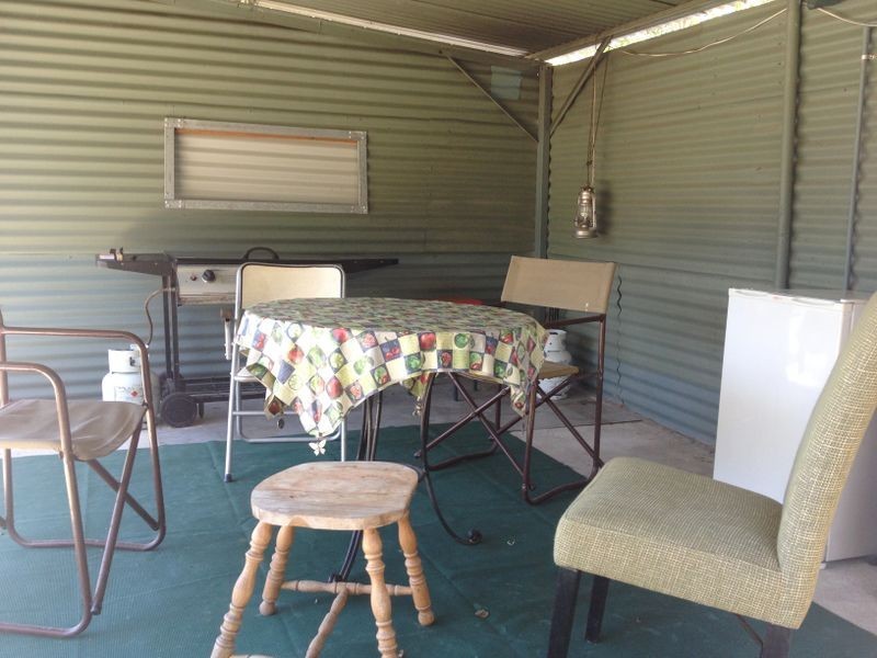 33 Pauls Parade, Ellesmere QLD 4610