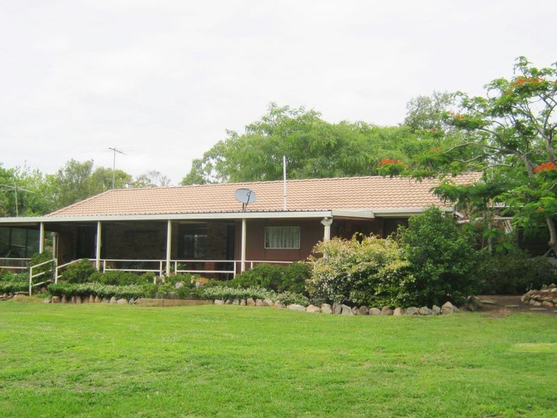 33 Pauls Parade, Ellesmere QLD 4610