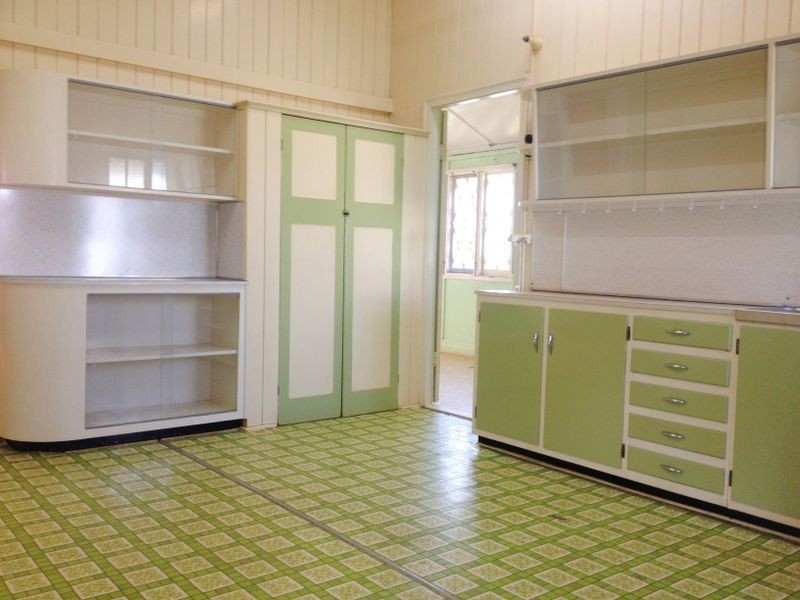 6 Fisher Street, Kingaroy QLD 4610