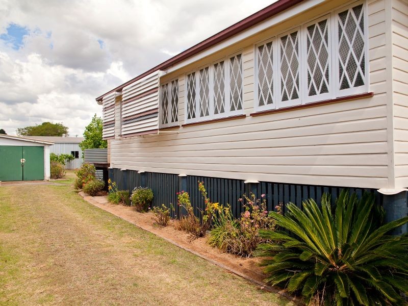 6 Fisher Street, Kingaroy QLD 4610