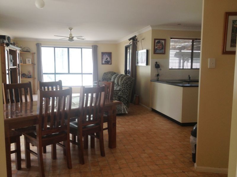 33 Farr Court, Wattle Camp QLD 4615