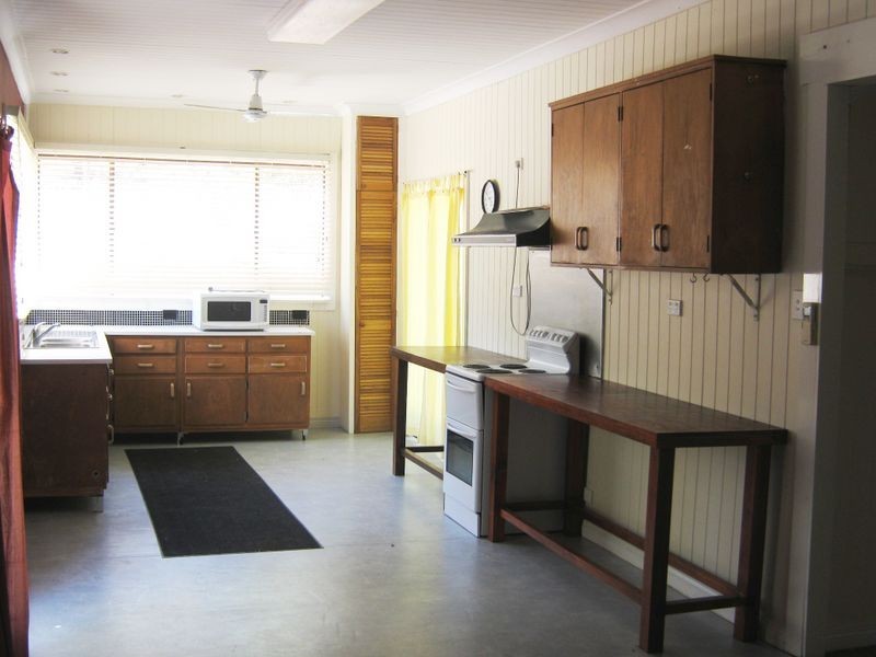 128 McQuire Road, Wattle Camp QLD 4615