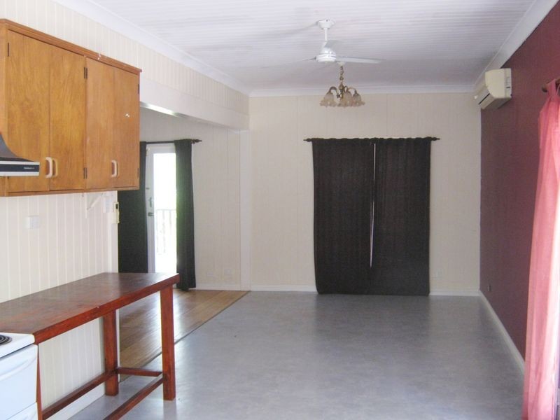 128 McQuire Road, Wattle Camp QLD 4615