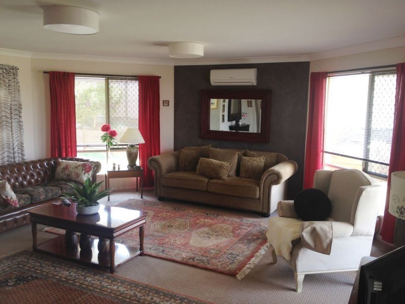 42 Bottlebrush Street, Kingaroy QLD 4610