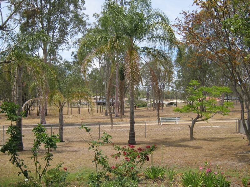 12 Burns Cres, Wondai QLD 4606